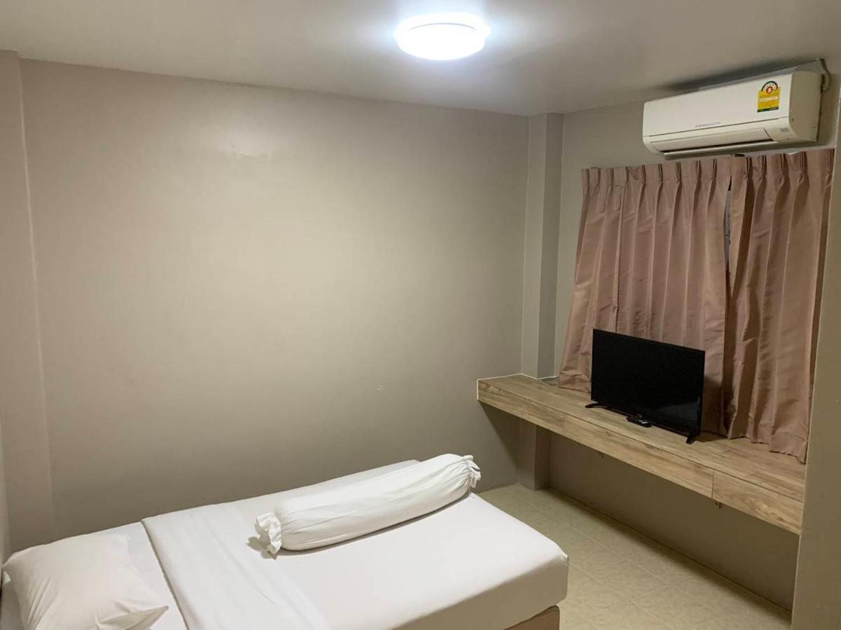 Lithai Guesthouse 피차눌로크 외부 사진