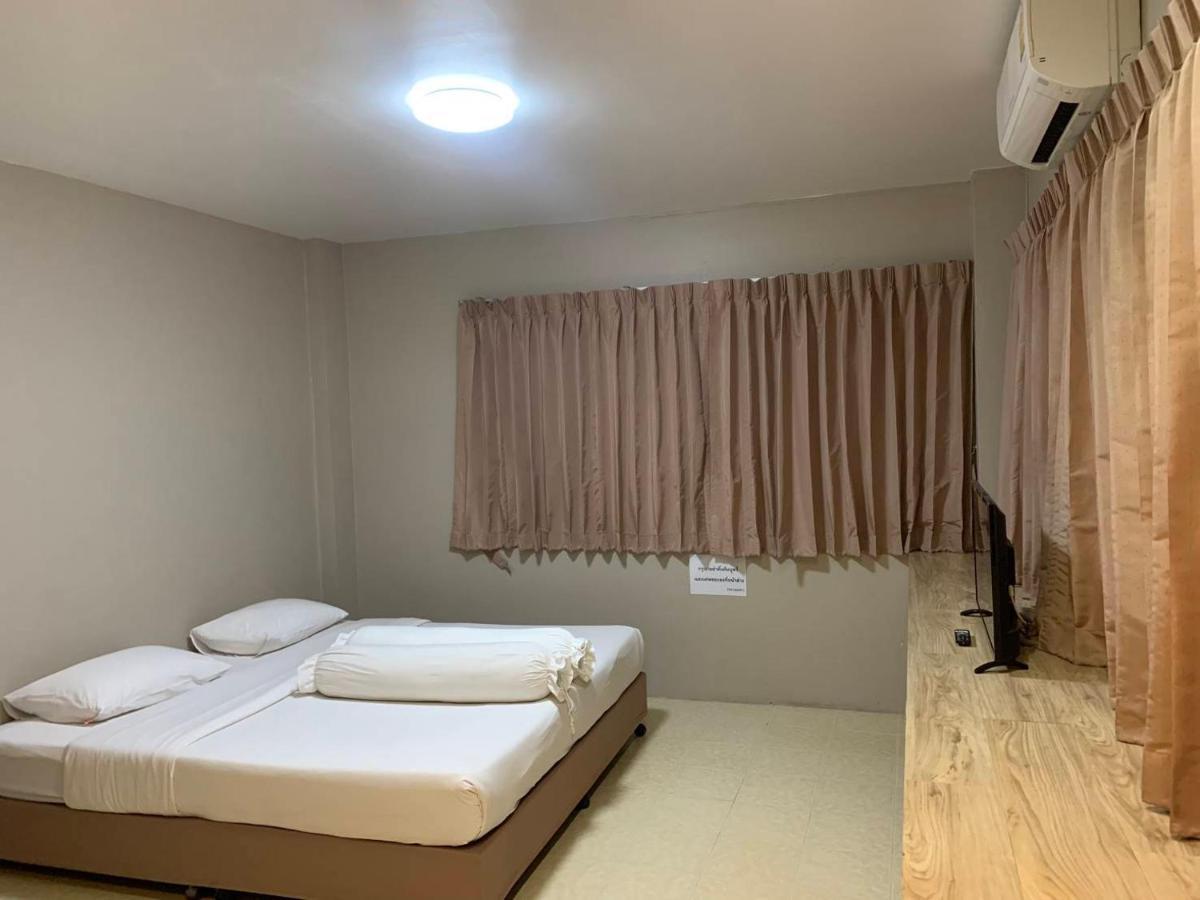 Lithai Guesthouse 피차눌로크 외부 사진